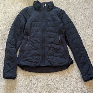 Black light weight running zip up